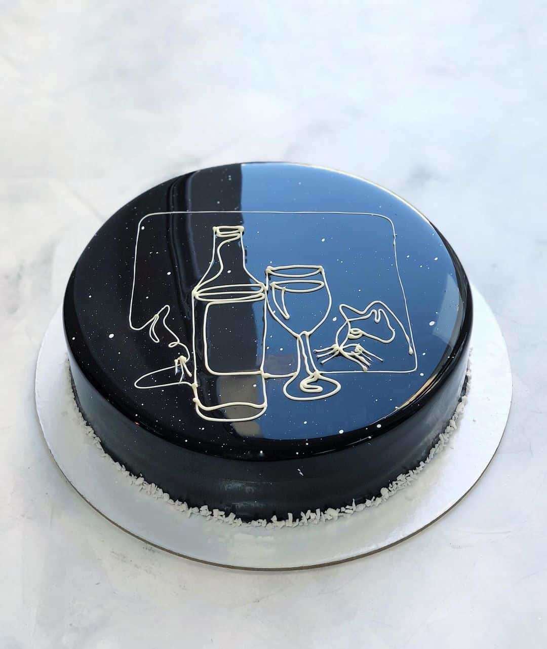 Beautifully Designed Cakes In Minimalist Style by Yuliya Ilkevich