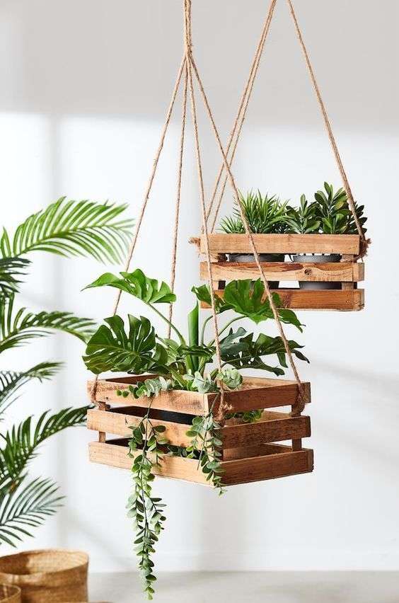 14 Ideas for a Cute DIY Plant Stand