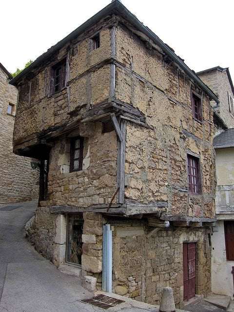 13 Oldest Residential Houses That Have Survived the Empires. And Some Are Still Inhabited!