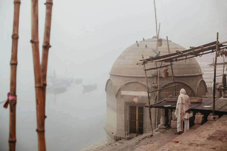 Daily Lifestyle of India's People and Fascinating Architectural Environments