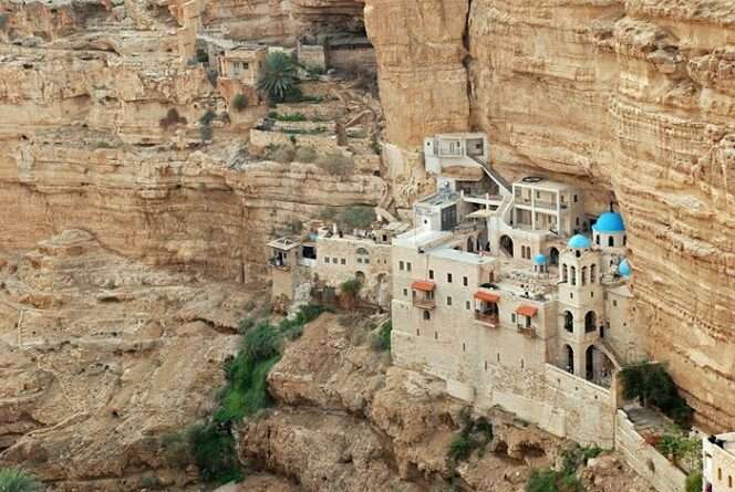 13 Oldest Residential Houses That Have Survived the Empires. And Some Are Still Inhabited!